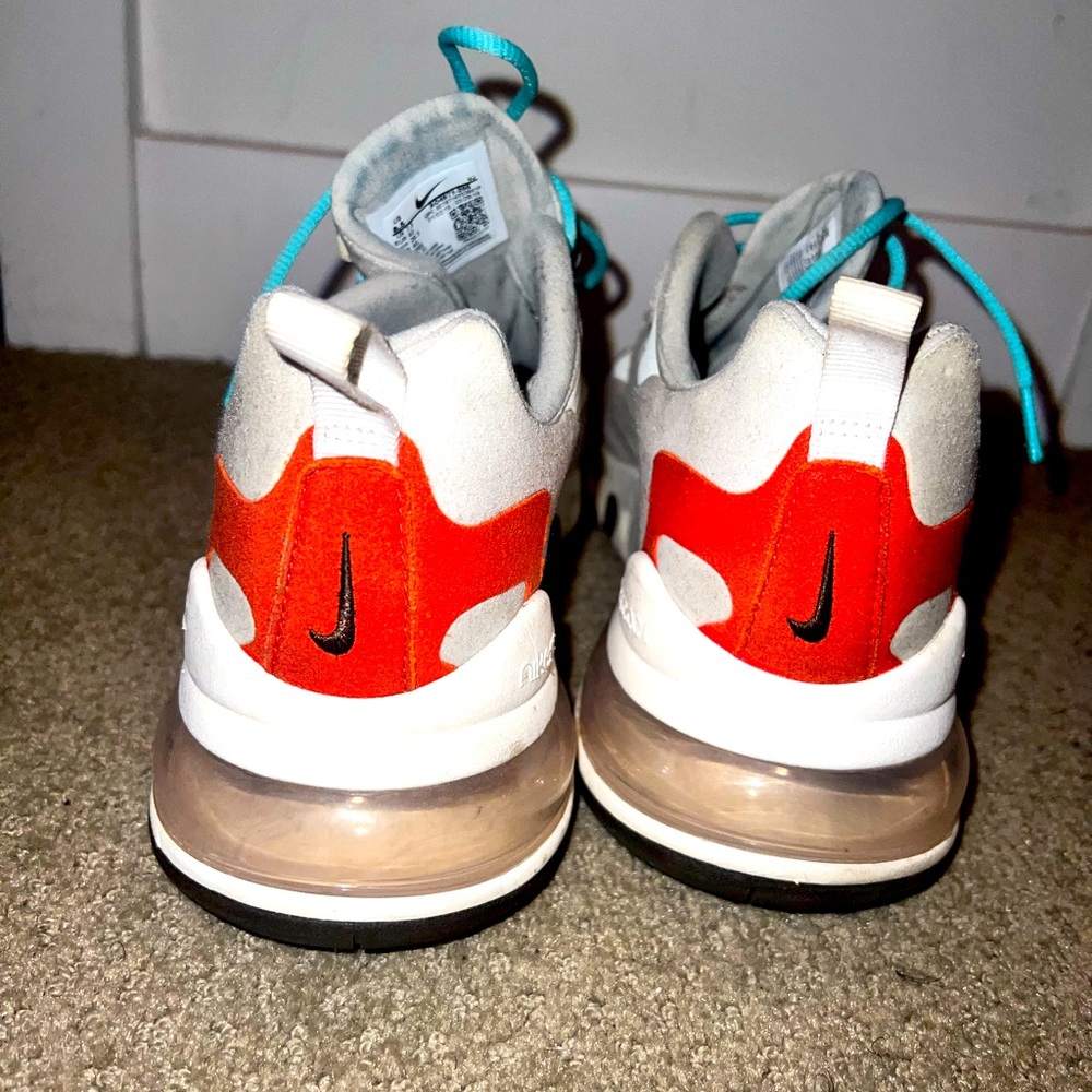 Air Max 270 React. MENS 8.5  #exclusive - Picture 4 of 4